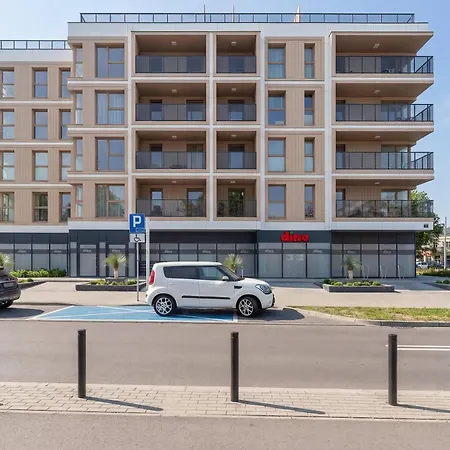Luxury Beachside With Balcony & Terrace In By Renters Prestige * Gdańsk