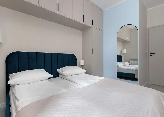 Luxury Beachside With Balcony & Terrace In By Renters Prestige Apartamento Gdansk